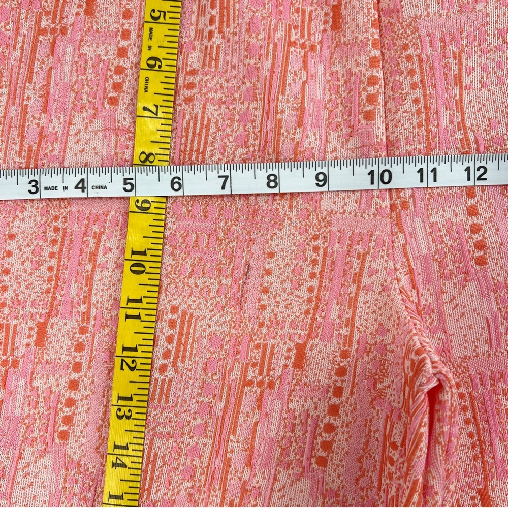 Vintage Cropped Length Pink and Orange Textured Capris Pants - Picture 9 of 12